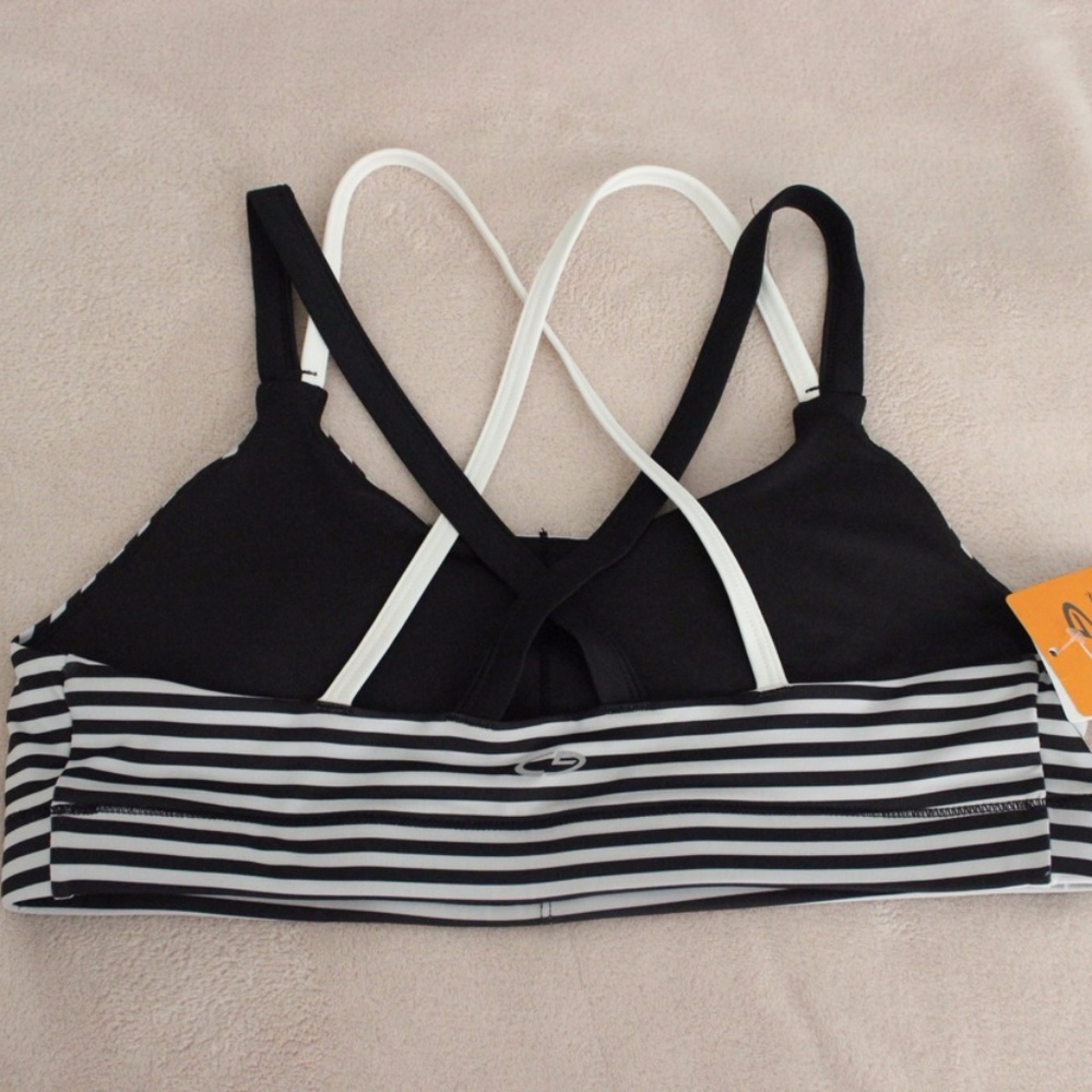 Target Sports Bra - Picture 2 of 4